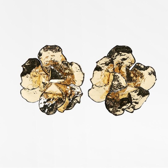 Zara Flower Earrings - Picture 4 of 4
